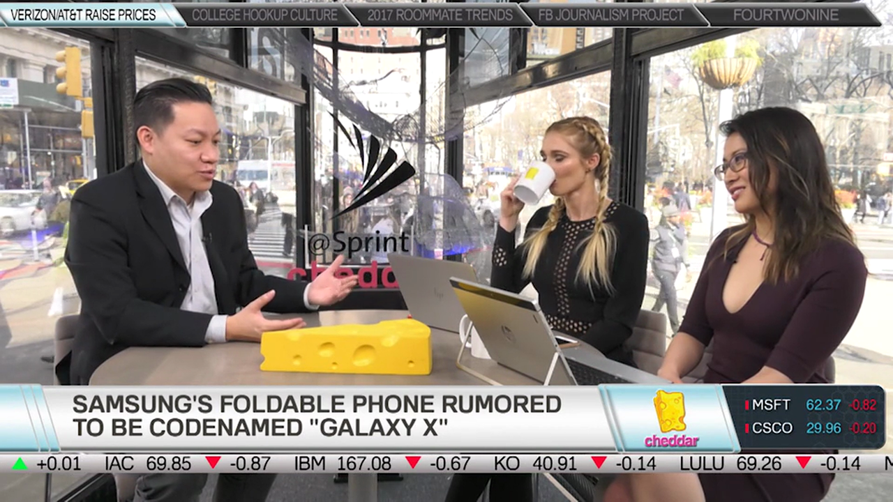 Do We Want a Foldable Phone? CNET's Roger Cheng Says Probably Not