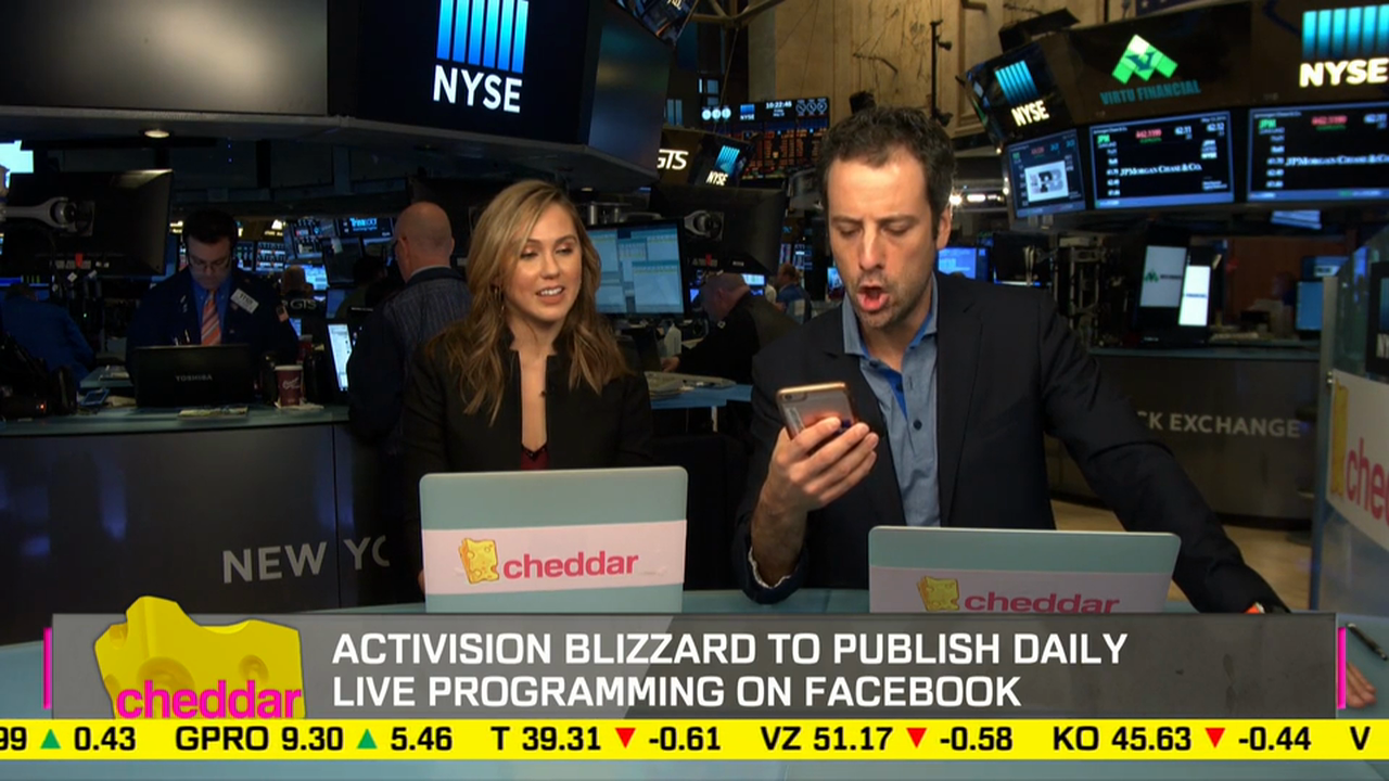 Google Releases Keyboard to Surf Without Browser, Activision Publishing Live Programming on Facebook