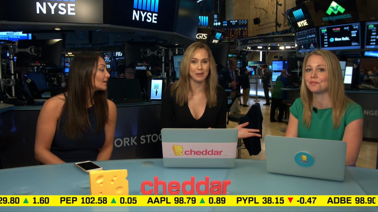 Entertainment Business News with Hollywood Life's Emily Longeretta