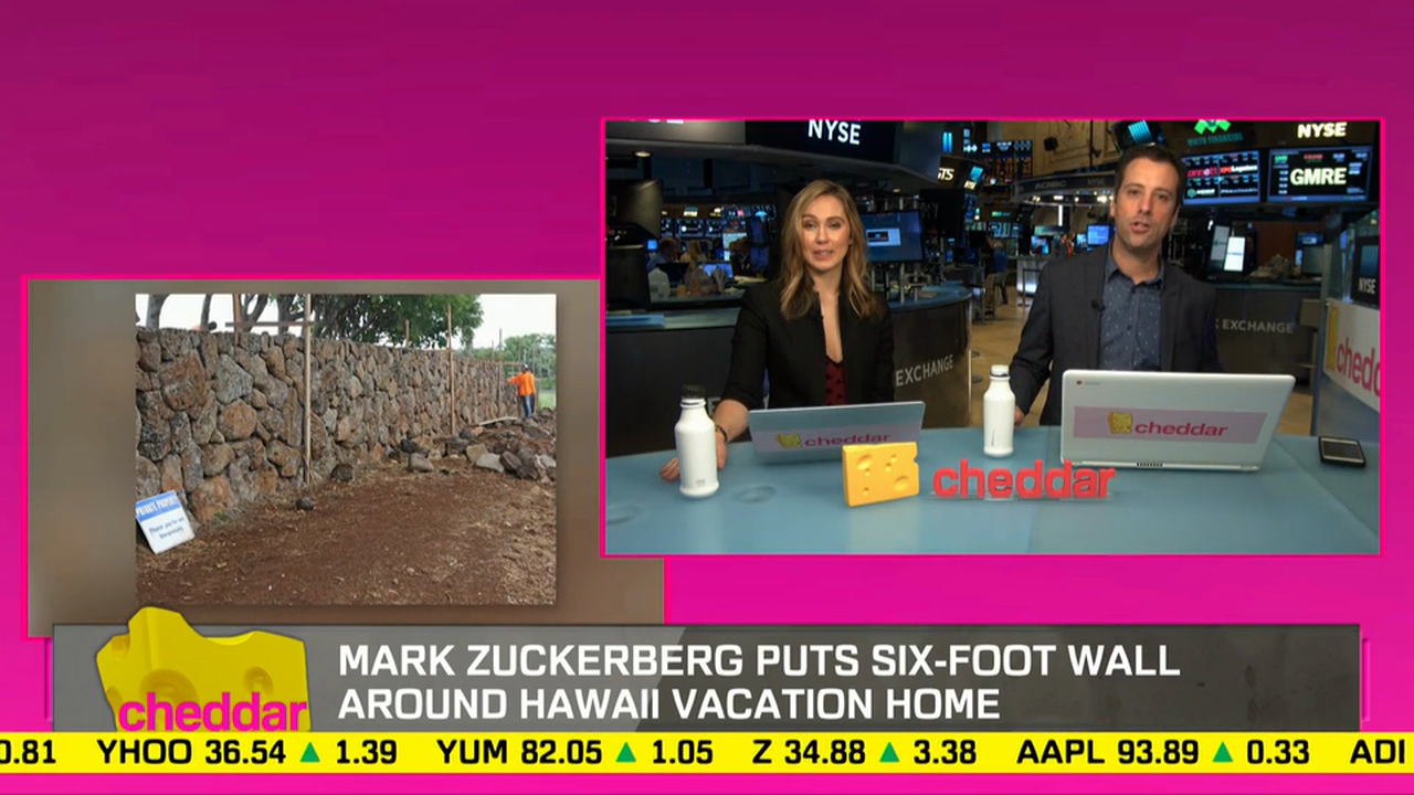 Hot story: Mark Zuckerberg Builds A Wall Around 700 Acre Property in Hawaii
