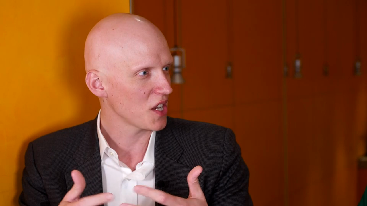 AltspaceVR is creating a virtual social network