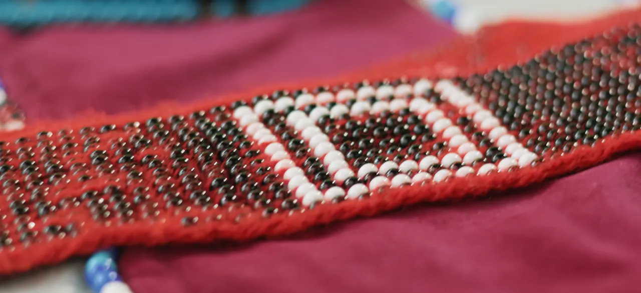 Cherokee Village Tour: Beadwork