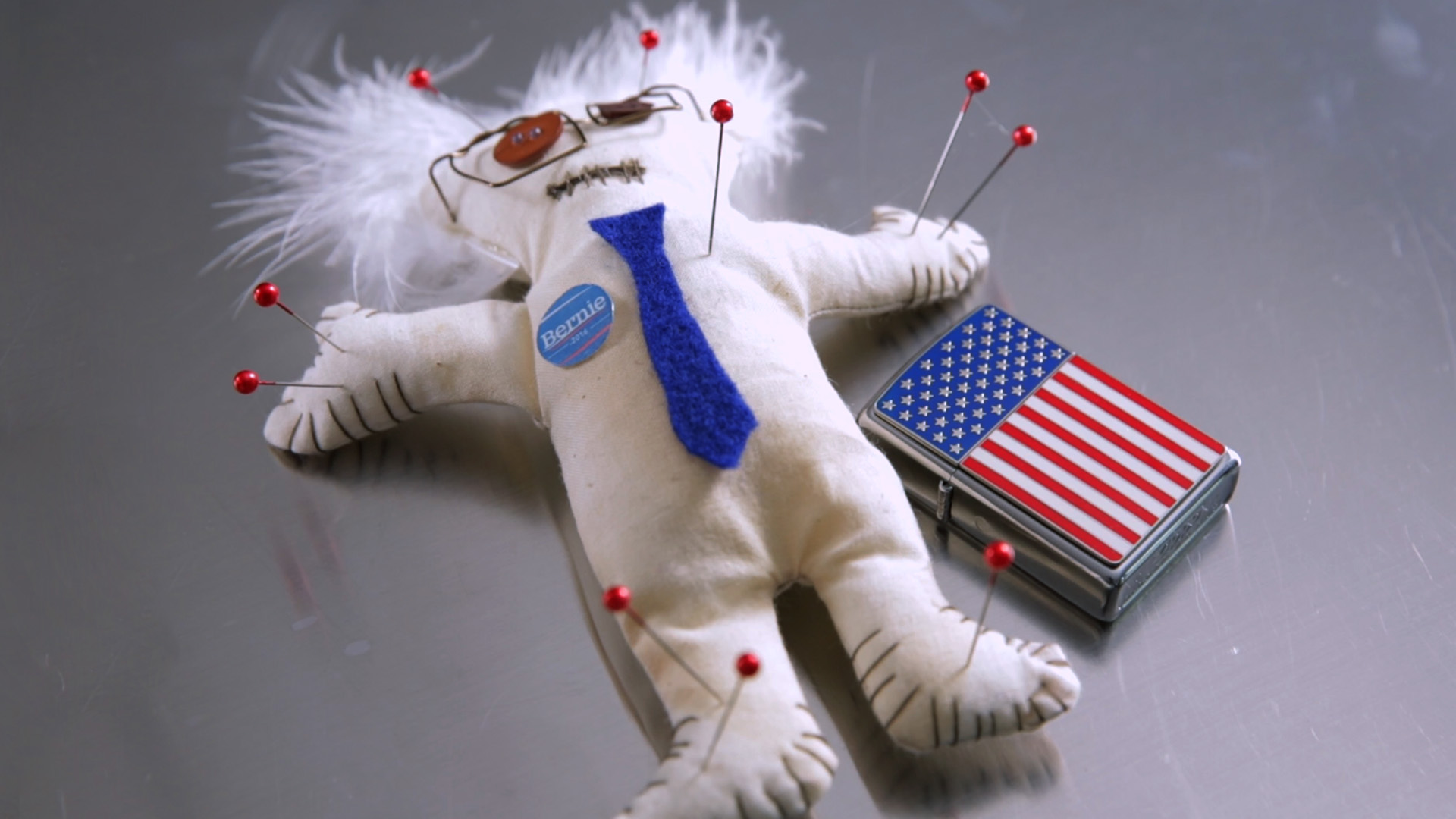 What's Inside Hillary Clinton's Pockets