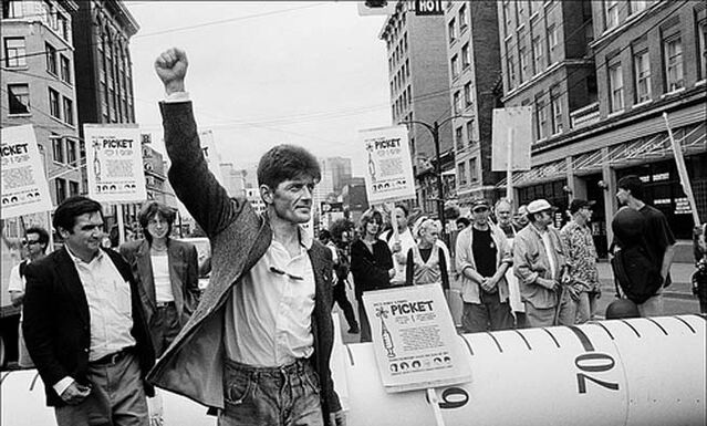 Fix: The Story of an Addicted City