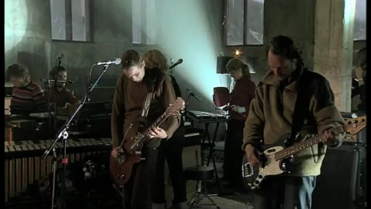 Sigur Ros - Heima Exclusive Extras - E-bow - films of sigur rós and jónsi