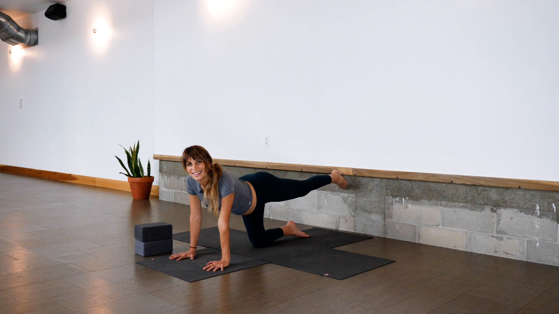 Prenatal: Releasing SI Joint Pain with Kacee