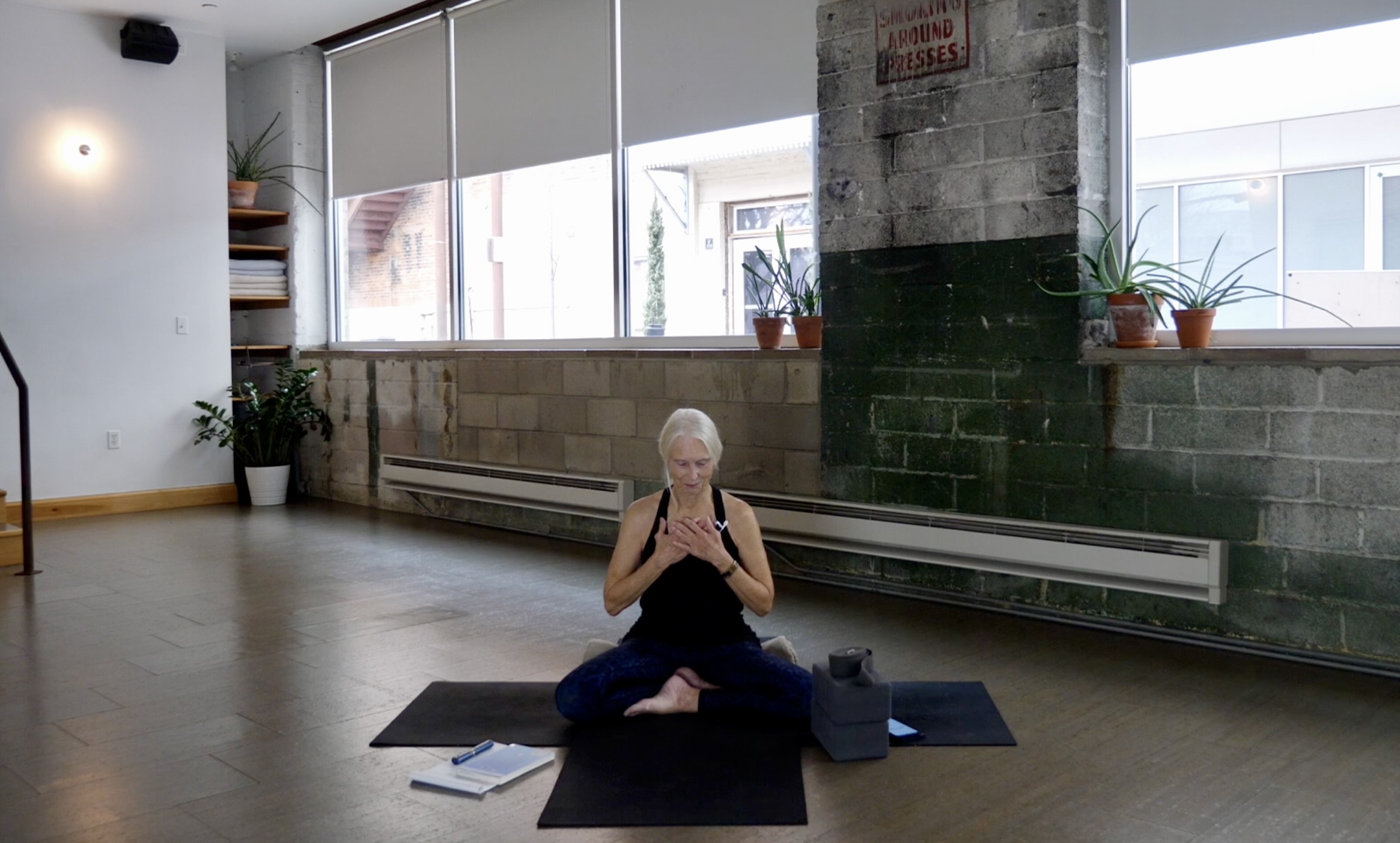 6 Minute Energizing Pranayama