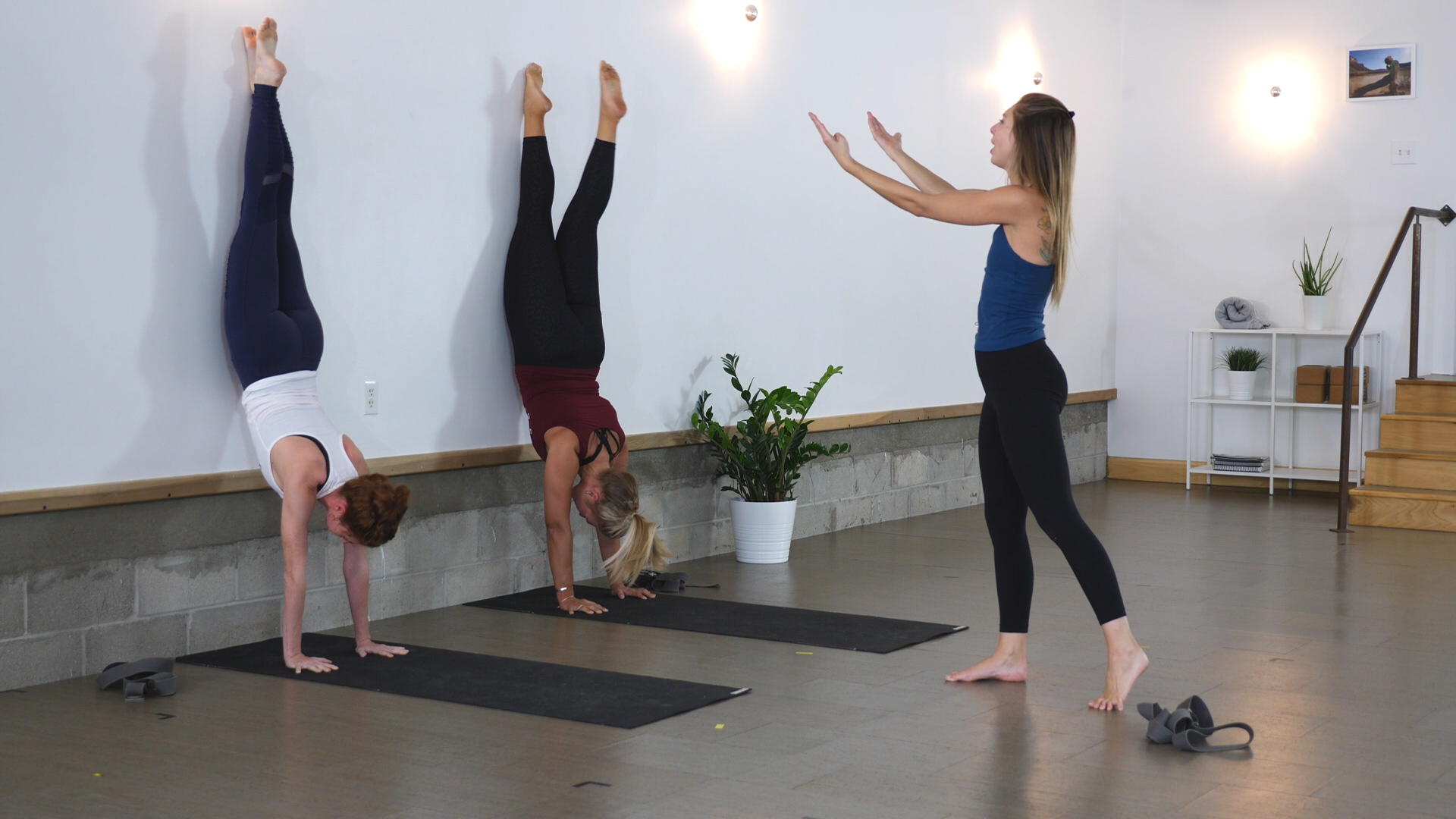 Day 3: Handstand Pelvis Positioning with Alice