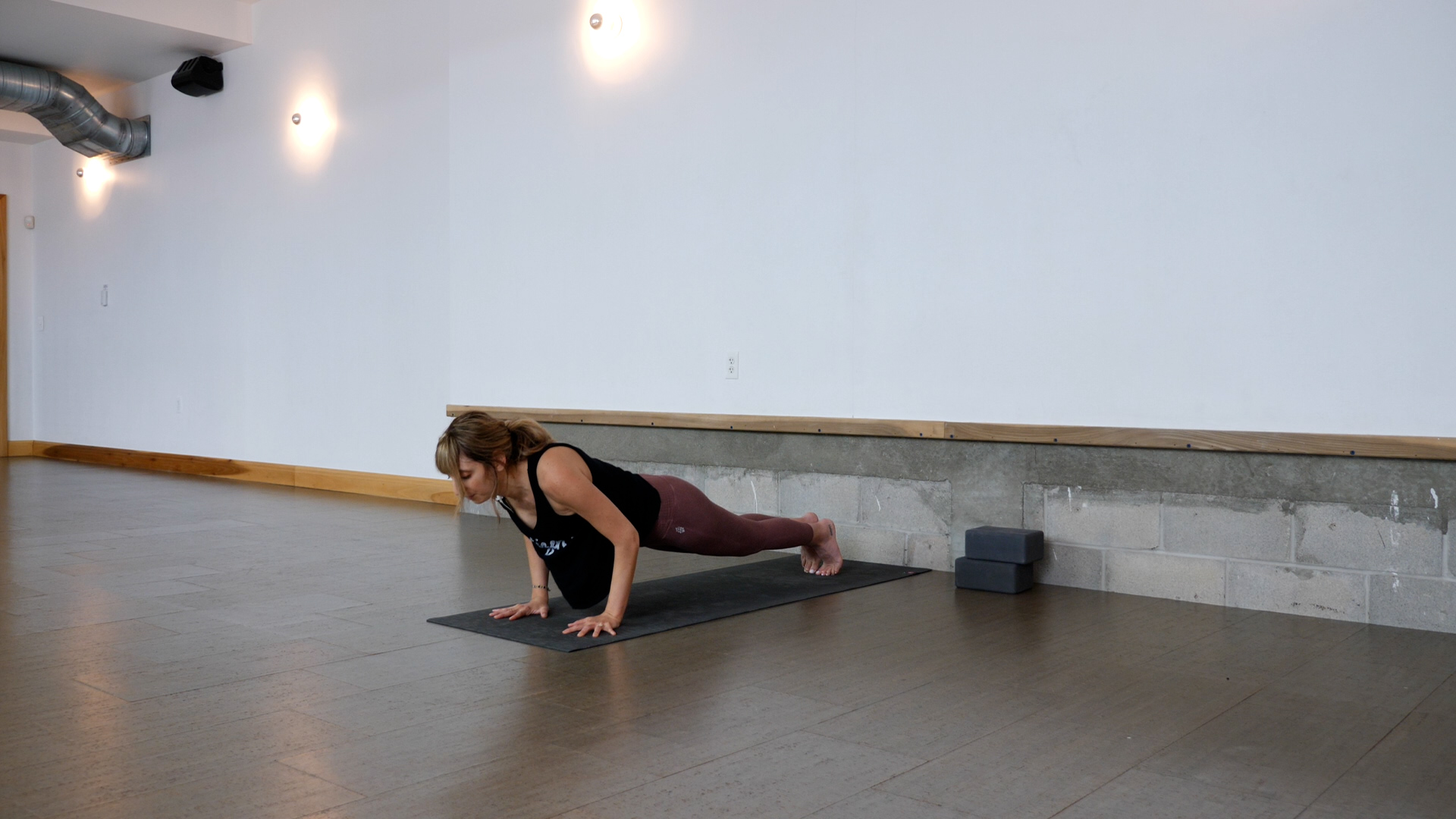 20 minute Vinyasa for Hips with Kacee 