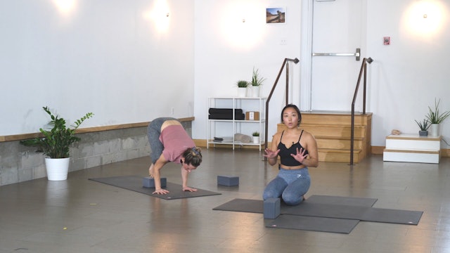 Yoga + Strength: Crow Pose with Han