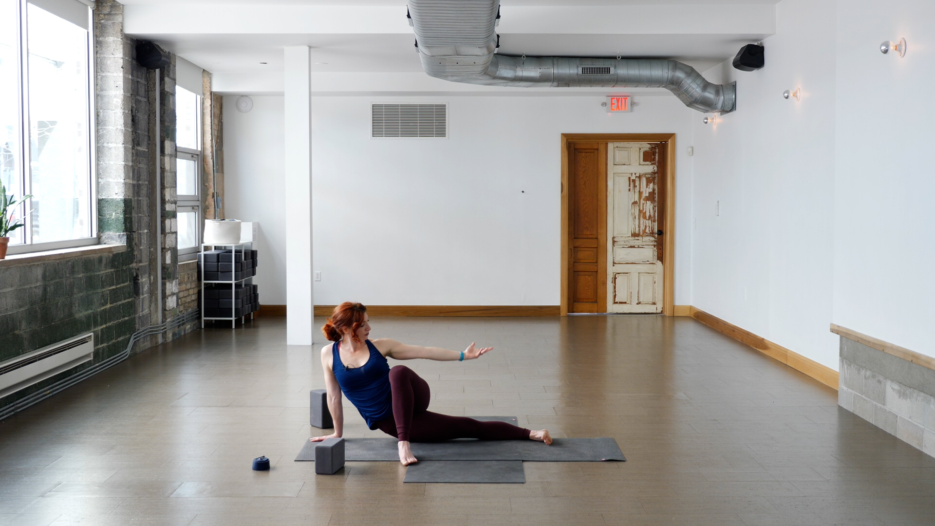 Elemental Yoga: 30 Minute Water Flow with Dayle