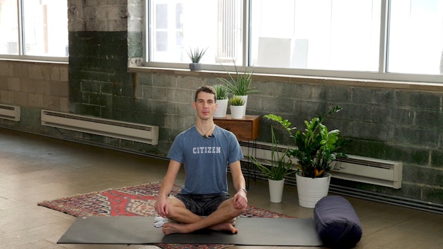 Pranayama: Viloma with Luke 