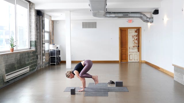 Intro to Crow Pose with Amber 