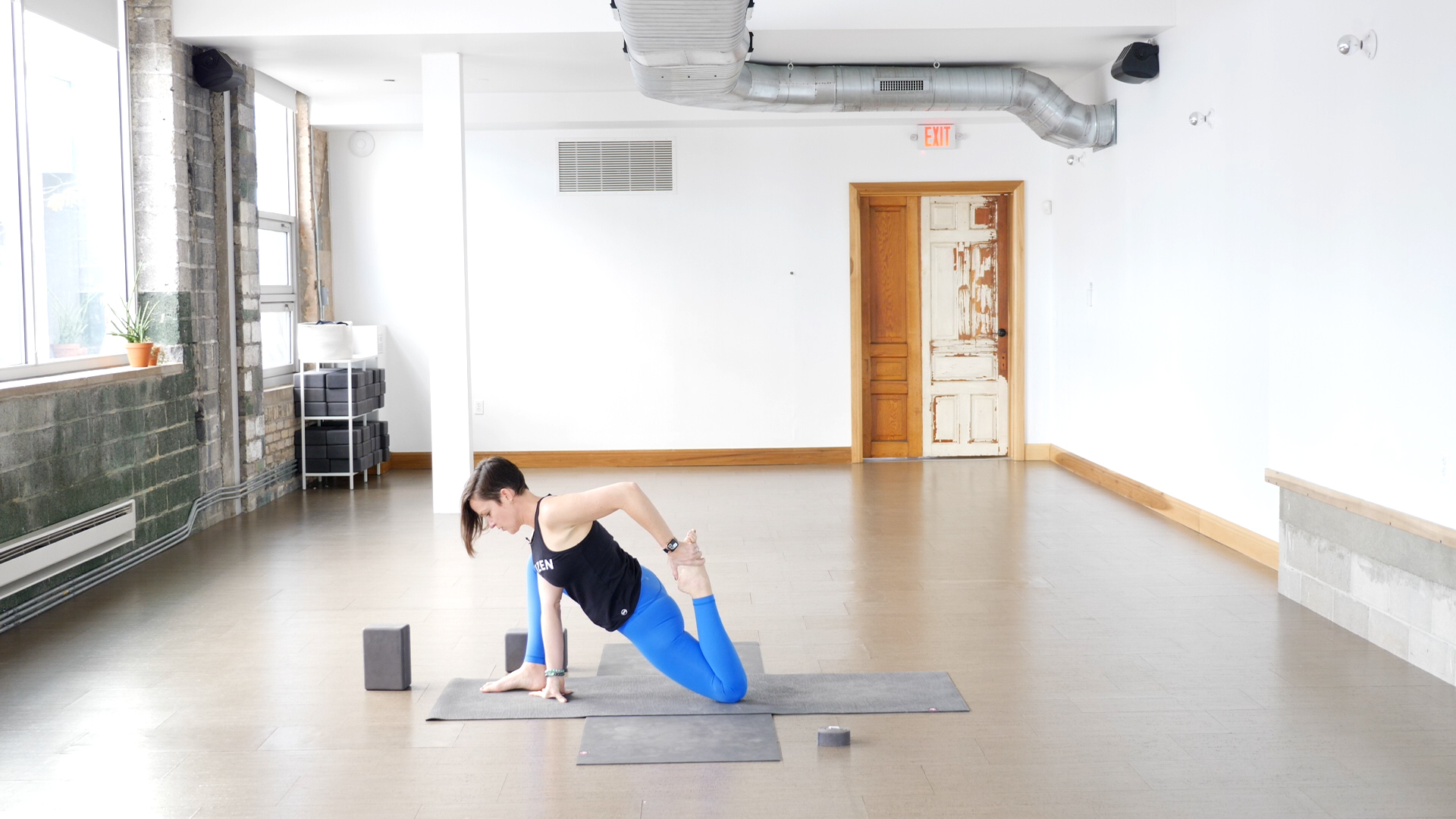 Flow for Body Awareness + Appreciation with Ann