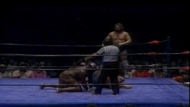 Andre the Giant & Jim Dugan vs. Missing Link & Kamala 3
