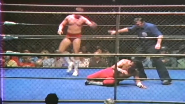 Jose Lothario vs. Gino Hernandez (Cage Match)