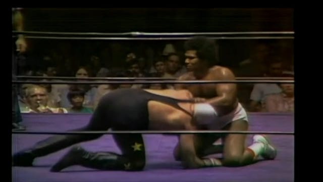 The Spoiler & Tiny Tom vs. Tiger Conway Jr. & Bobo Brazil