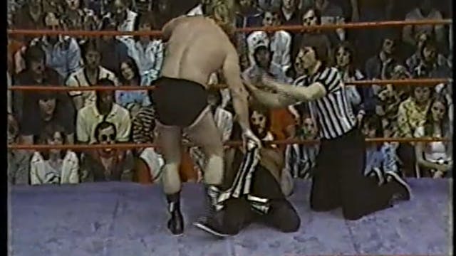Greg Valentine VS Gil Guerrero