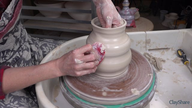 Funky-Teapot-03-Shaping