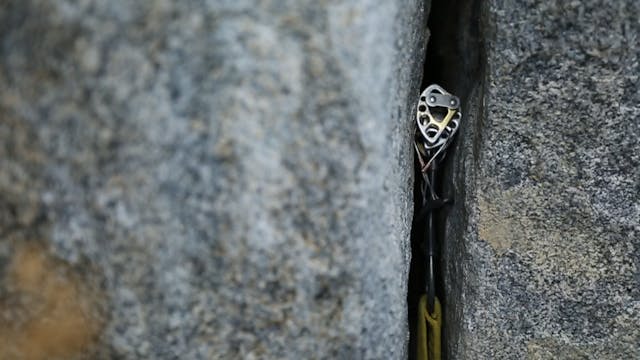 Traditional Climbing: 10. Retrieving ...