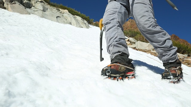 Alpine: 10. Descending on Snow