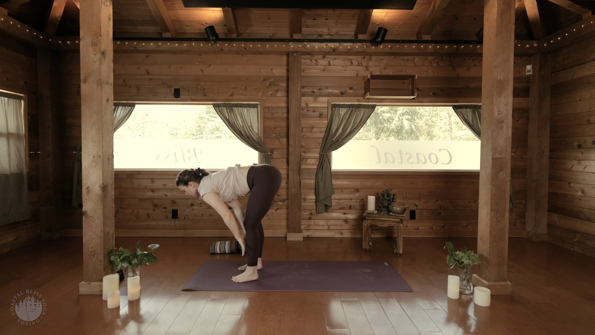 Jacky [30m All Levels] The Cosmic Dancer, Peak Pose: Natarajasana