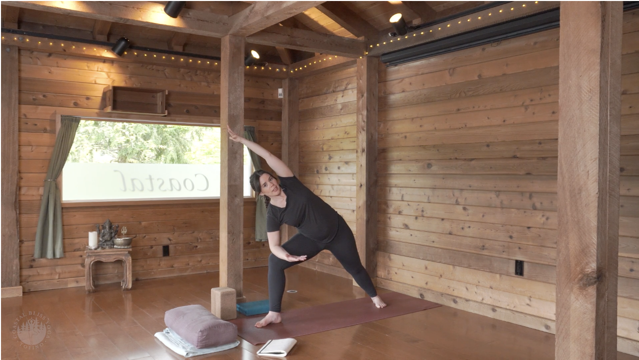 Jacky [65m Intermediate] Pre & Postnatal Yoga