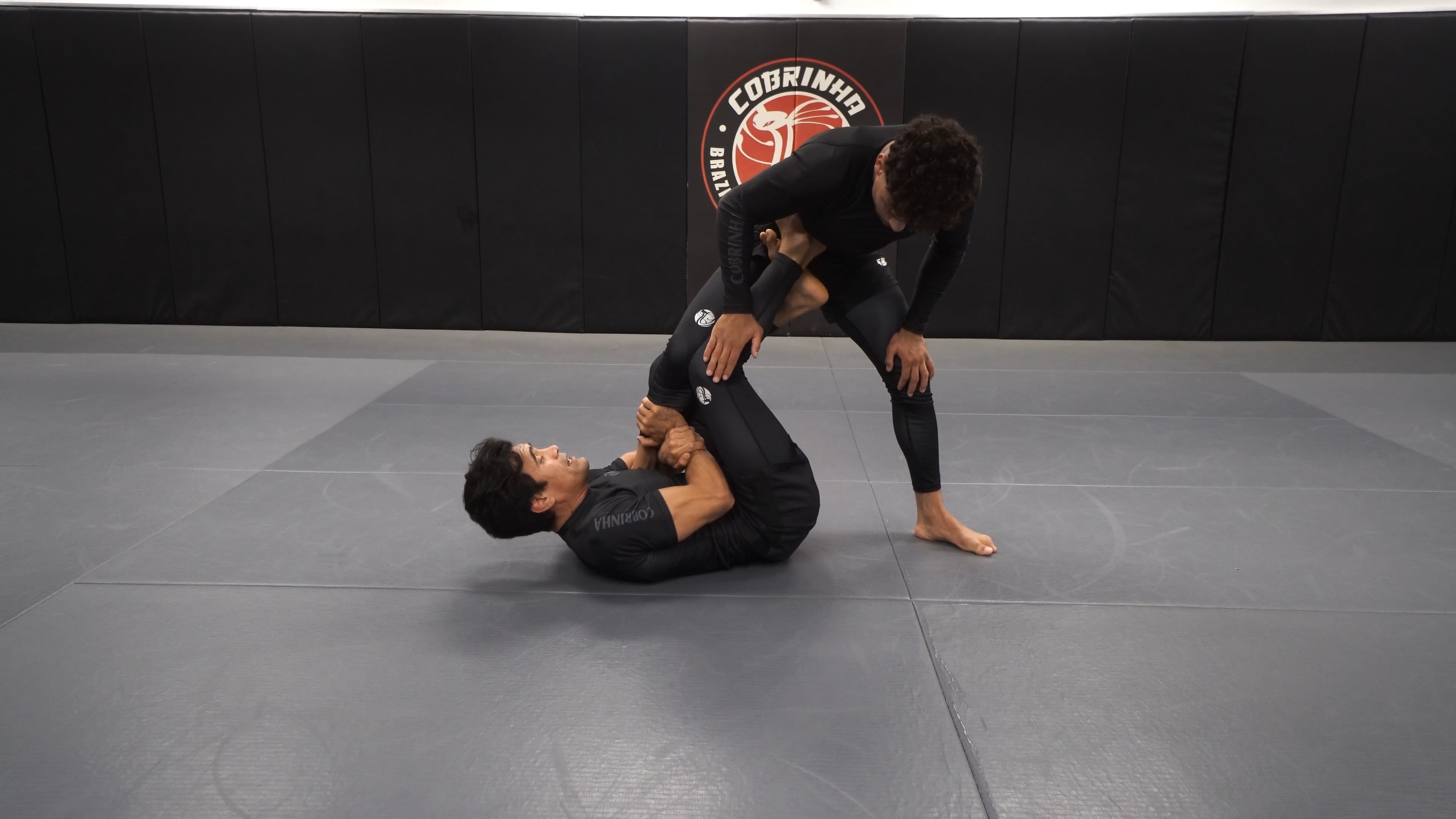 K Guard Entry to Butterfly Ashi Footlock
