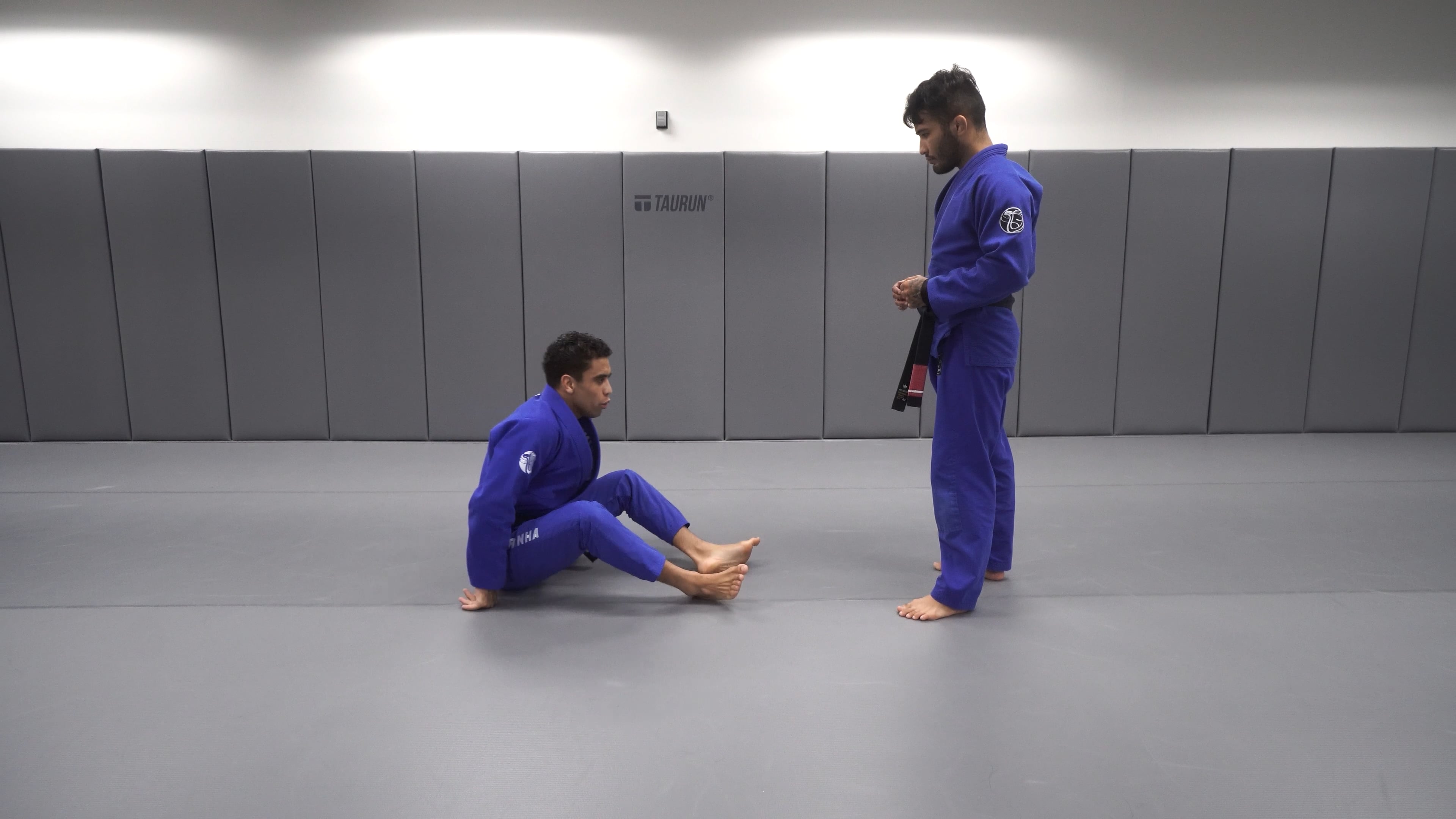 Butterfly Sweep Back Step Counter & Far Sleeve Sit Up Guard Sweep