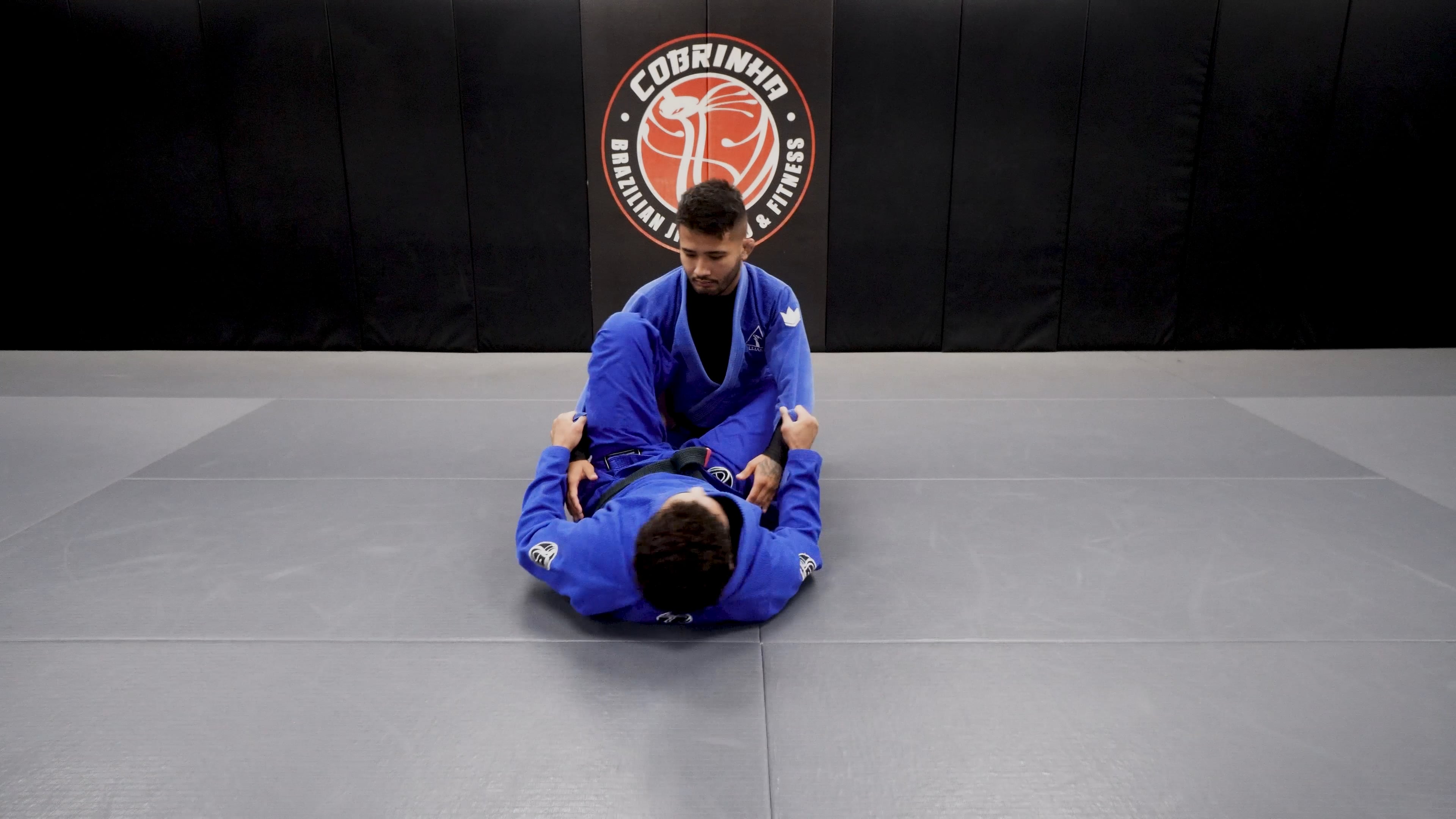 Omaplata Re-Roll Sweep vs Collar Grip  