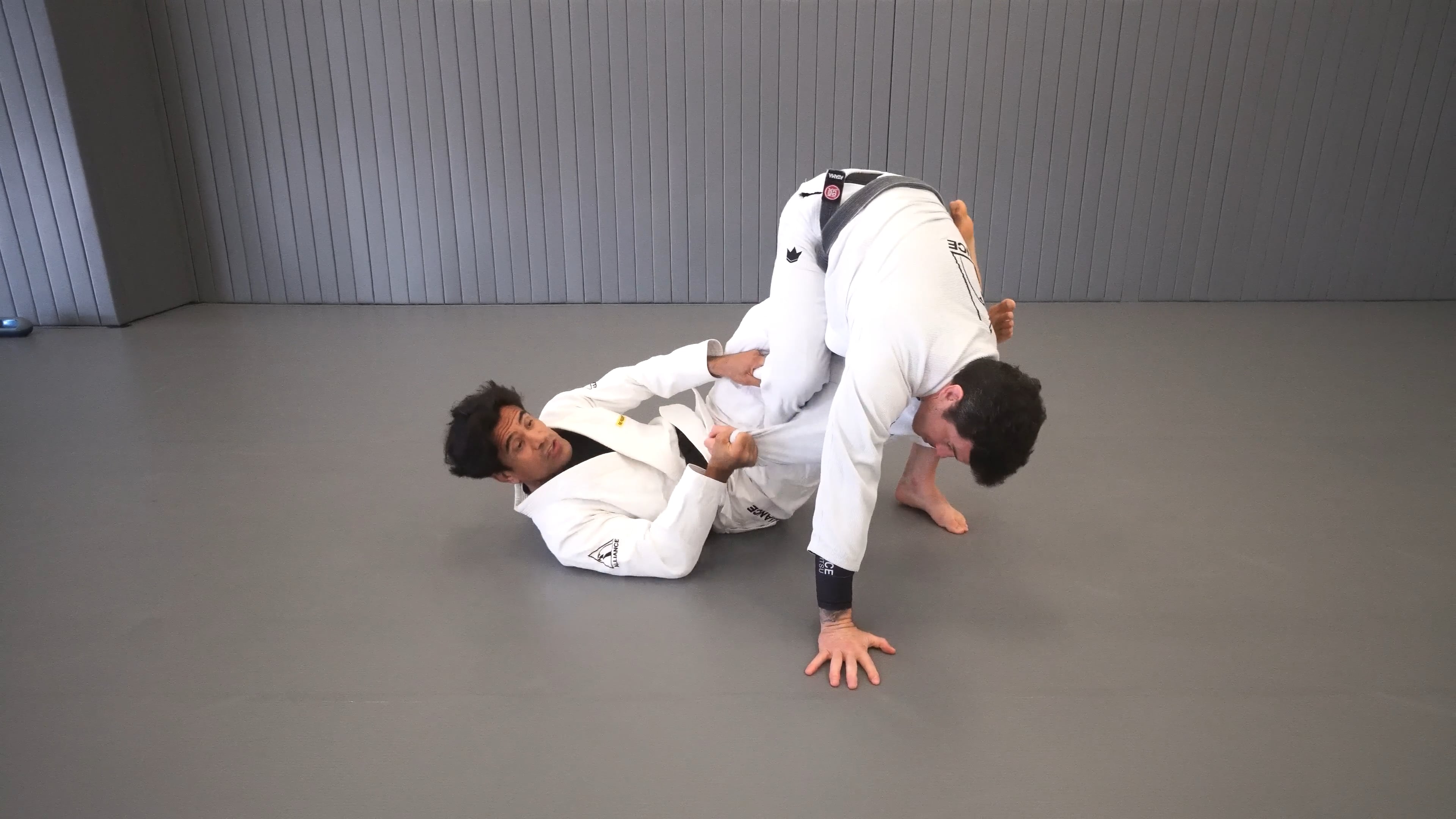 Using the Reverse De La Riva Hook to Enter Lapel DLR X