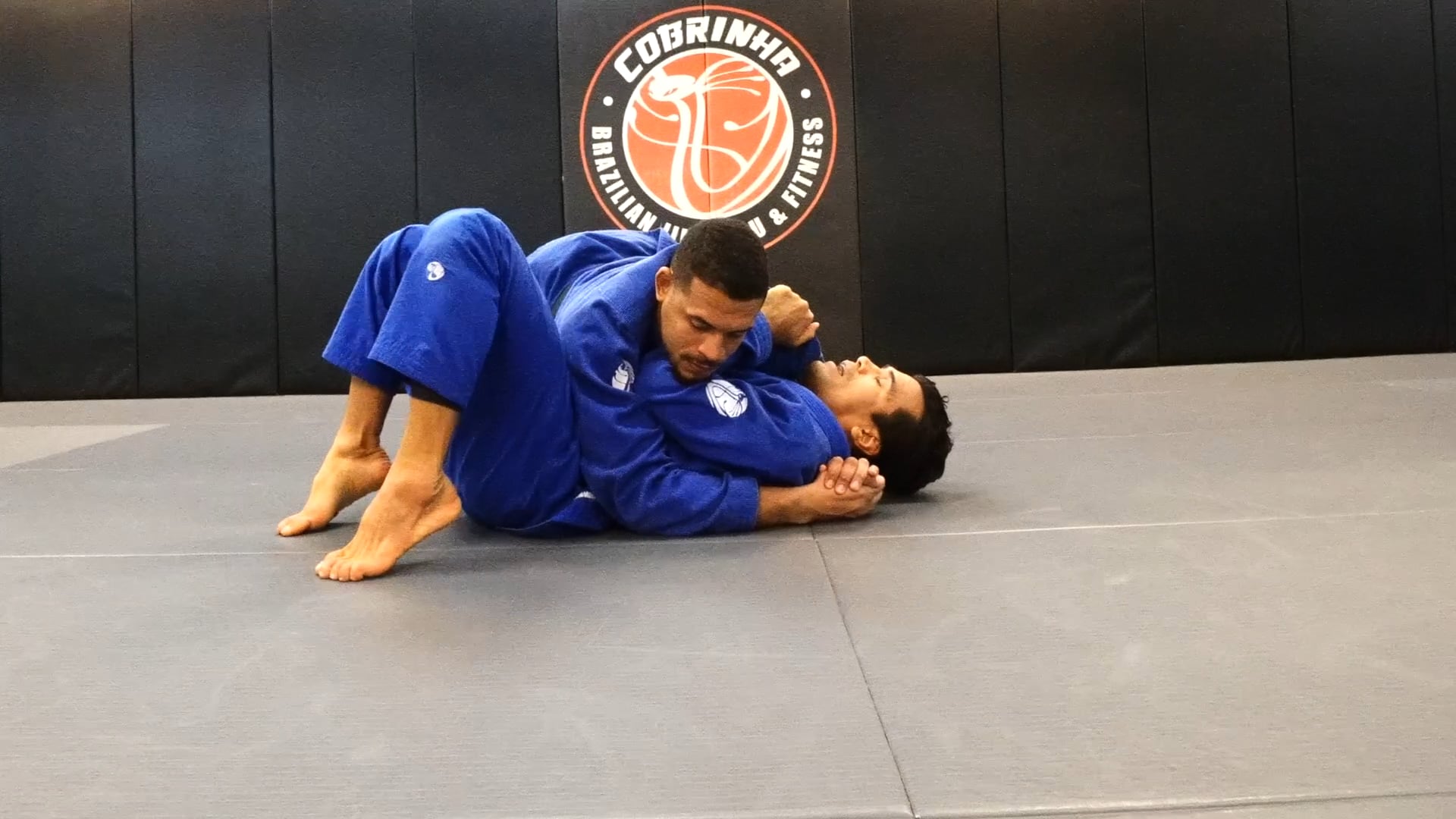 Bite Guard Retention & Using the Top & Bottom Shields to Recover Closed Guard 