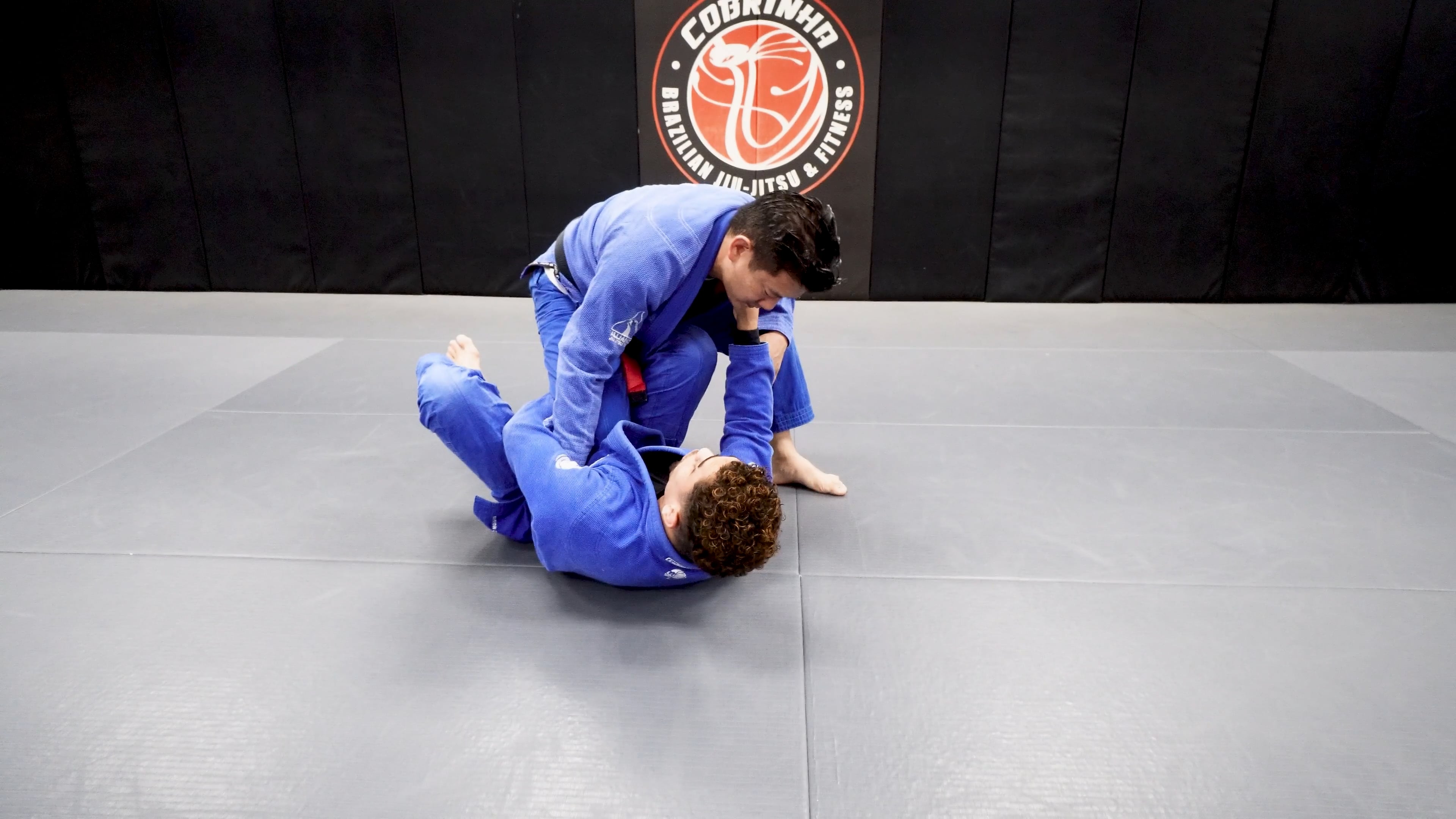 Concept From Knee Slice To Sit Up Guard With Lapelle Sweep