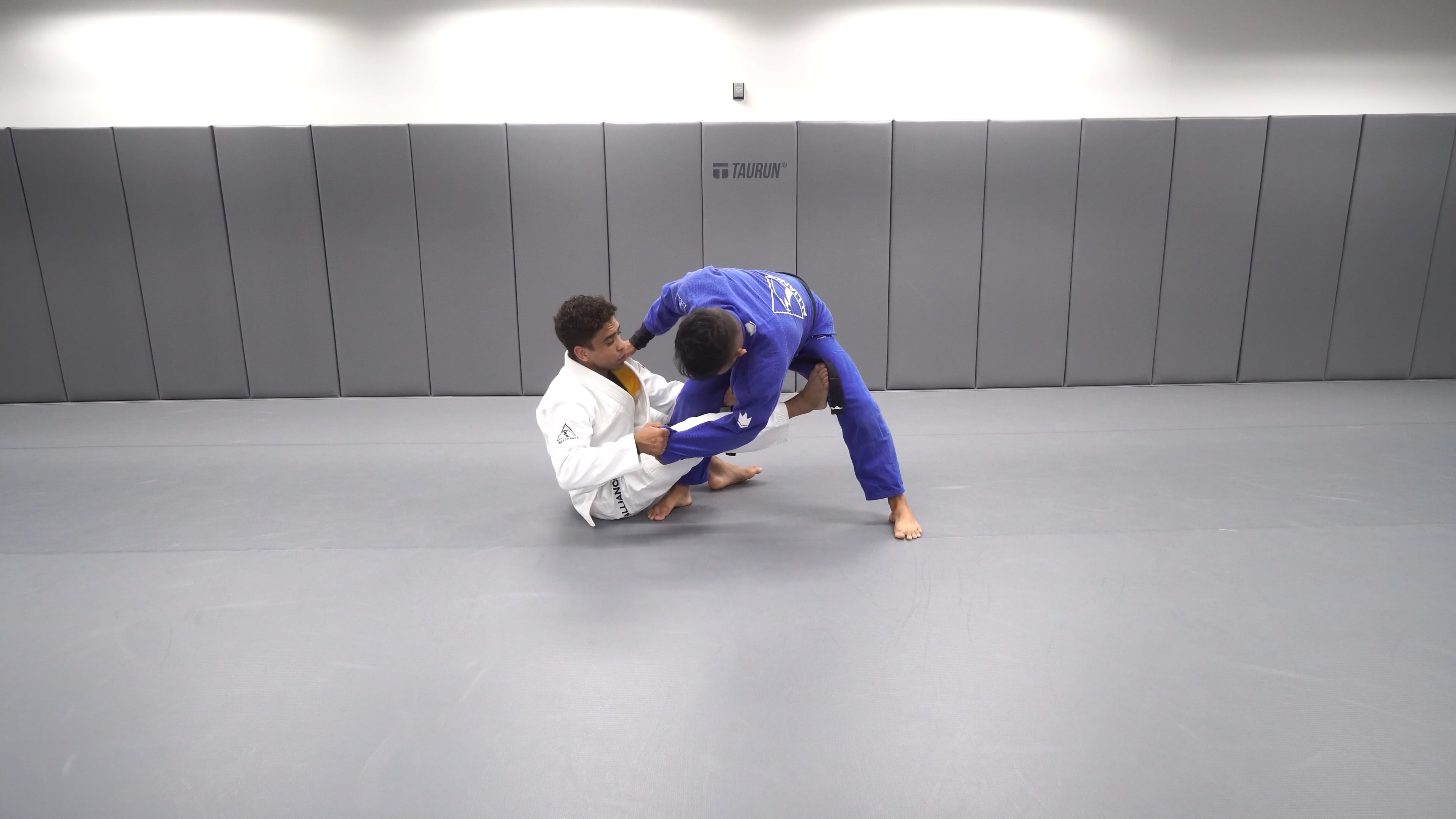 Sit Up Guard Details: Maintaining Connection & Getting Reverse DLR