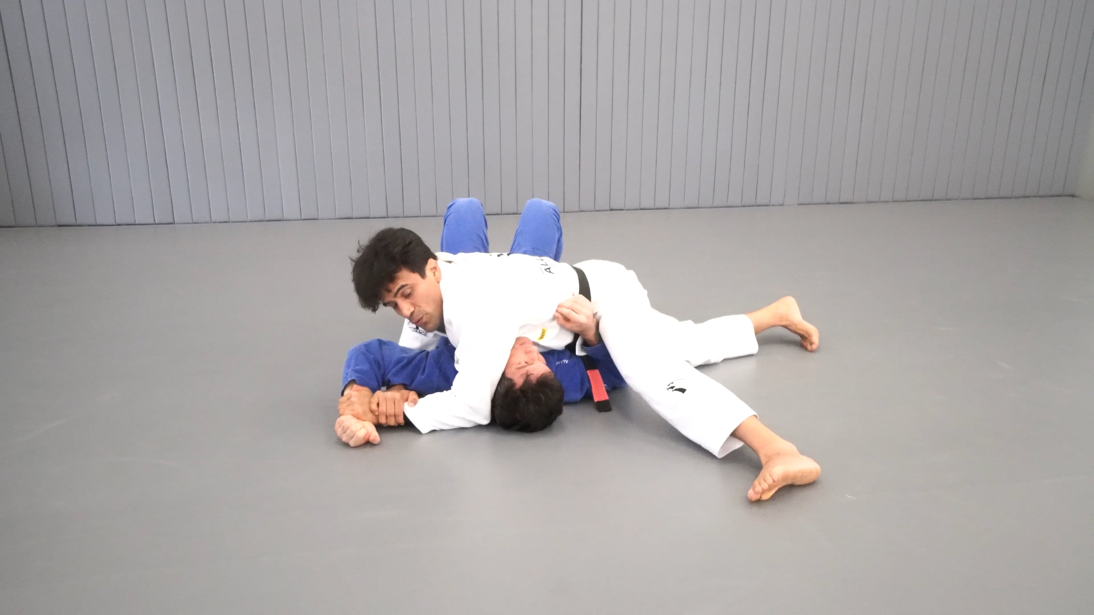 Keylock Series: Isolating the Hand