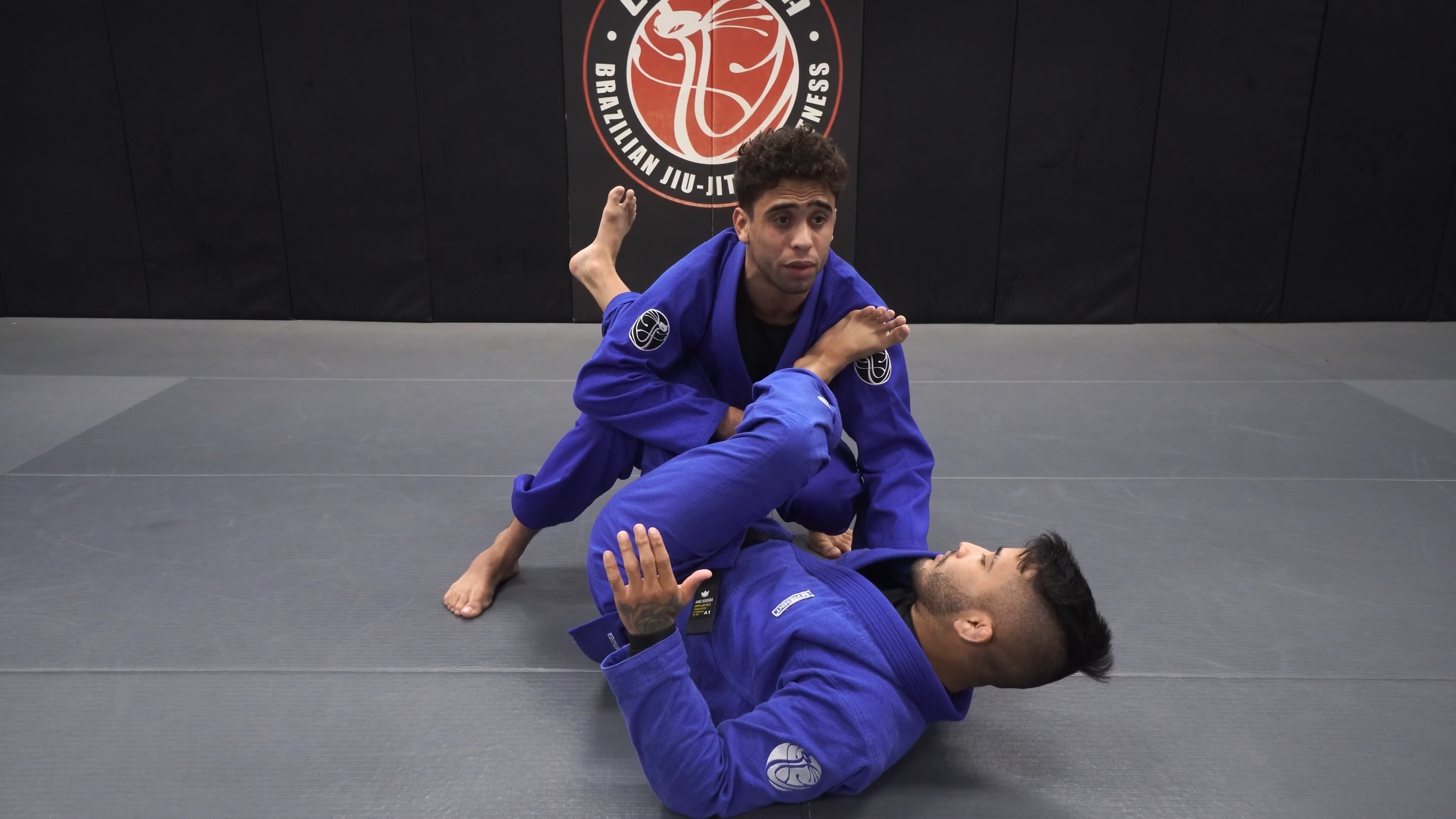 2 Thigh Drag Finishes: Hip Block & Leg Drag