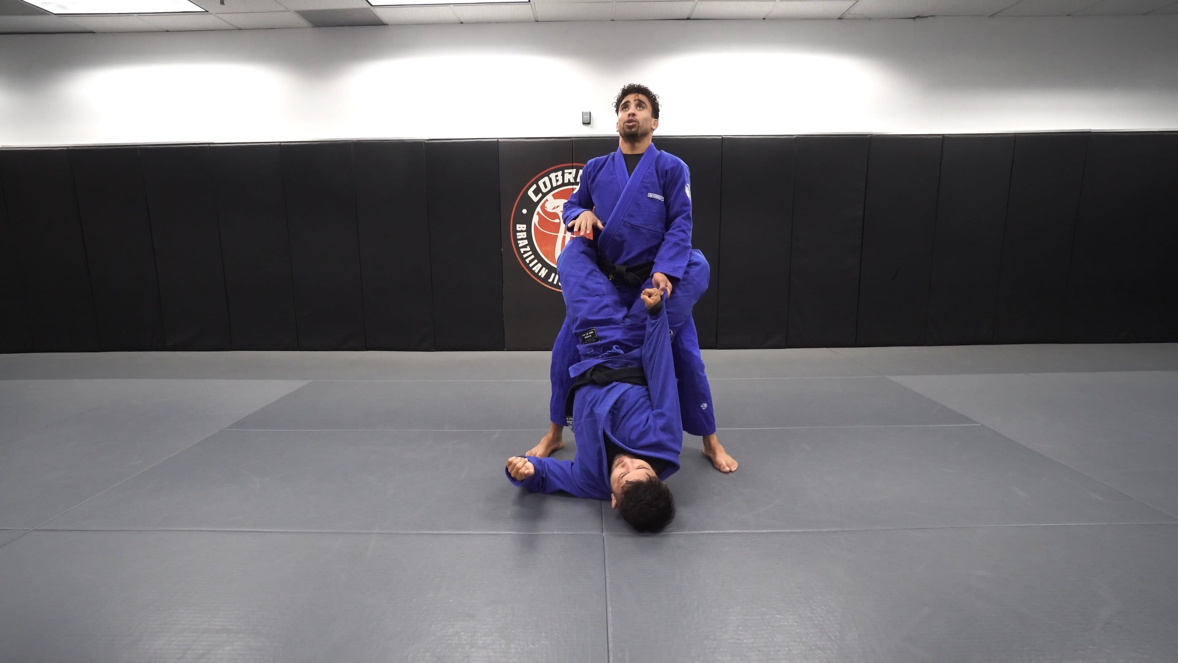 Forcing Half Guard from Knee Cut & Quarter Mount to Knee Cut Combo