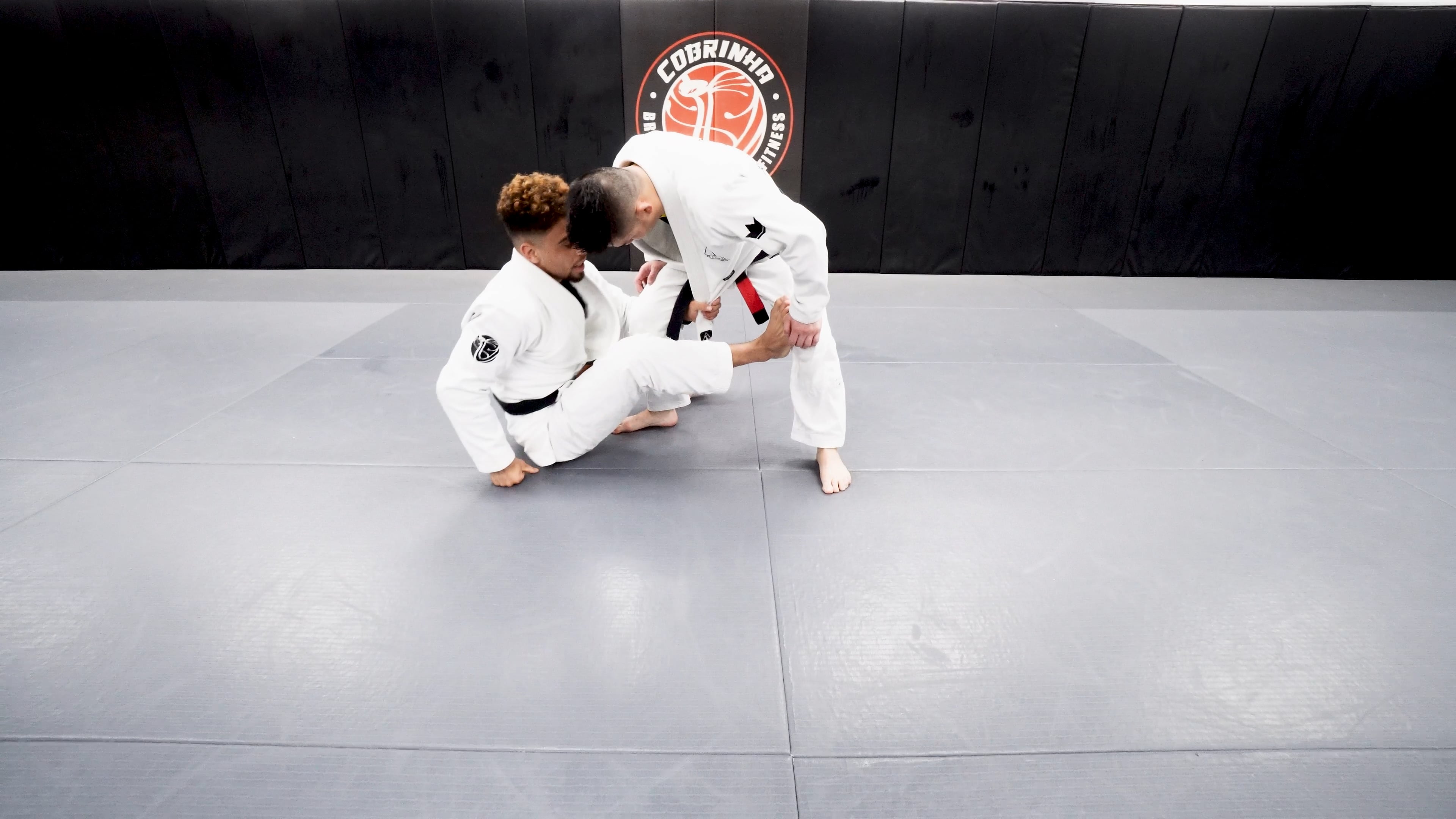 Concept of Guard Retention From Knee Slice To Sit Up Guard With Lapelle Sweep