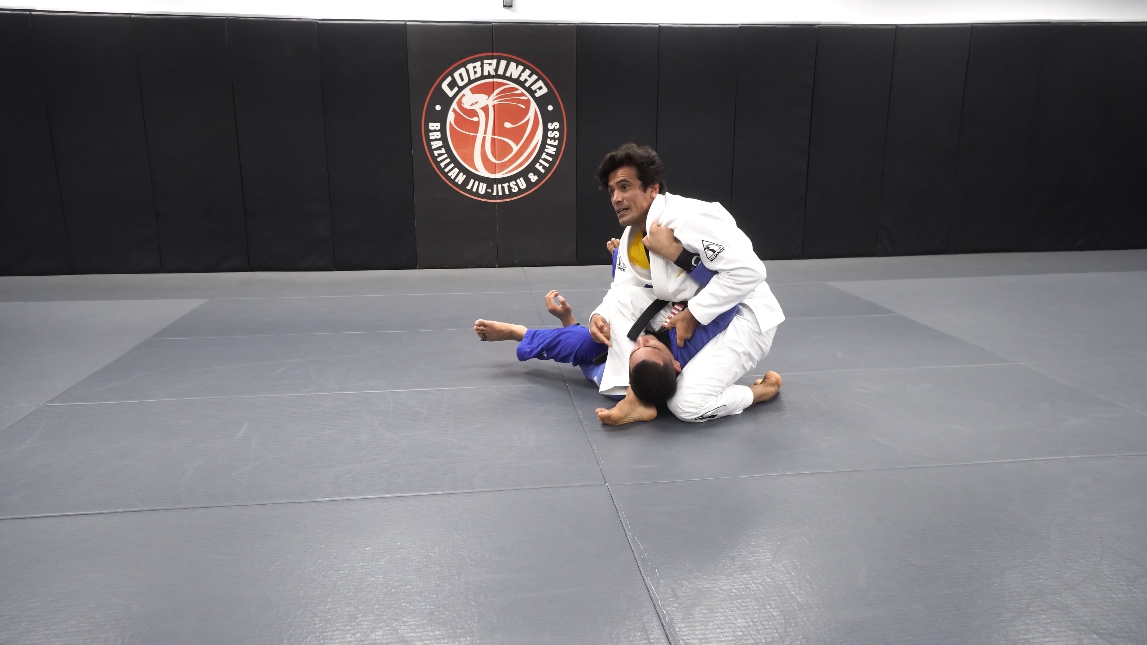 Folder Pass to Triangle Armbar