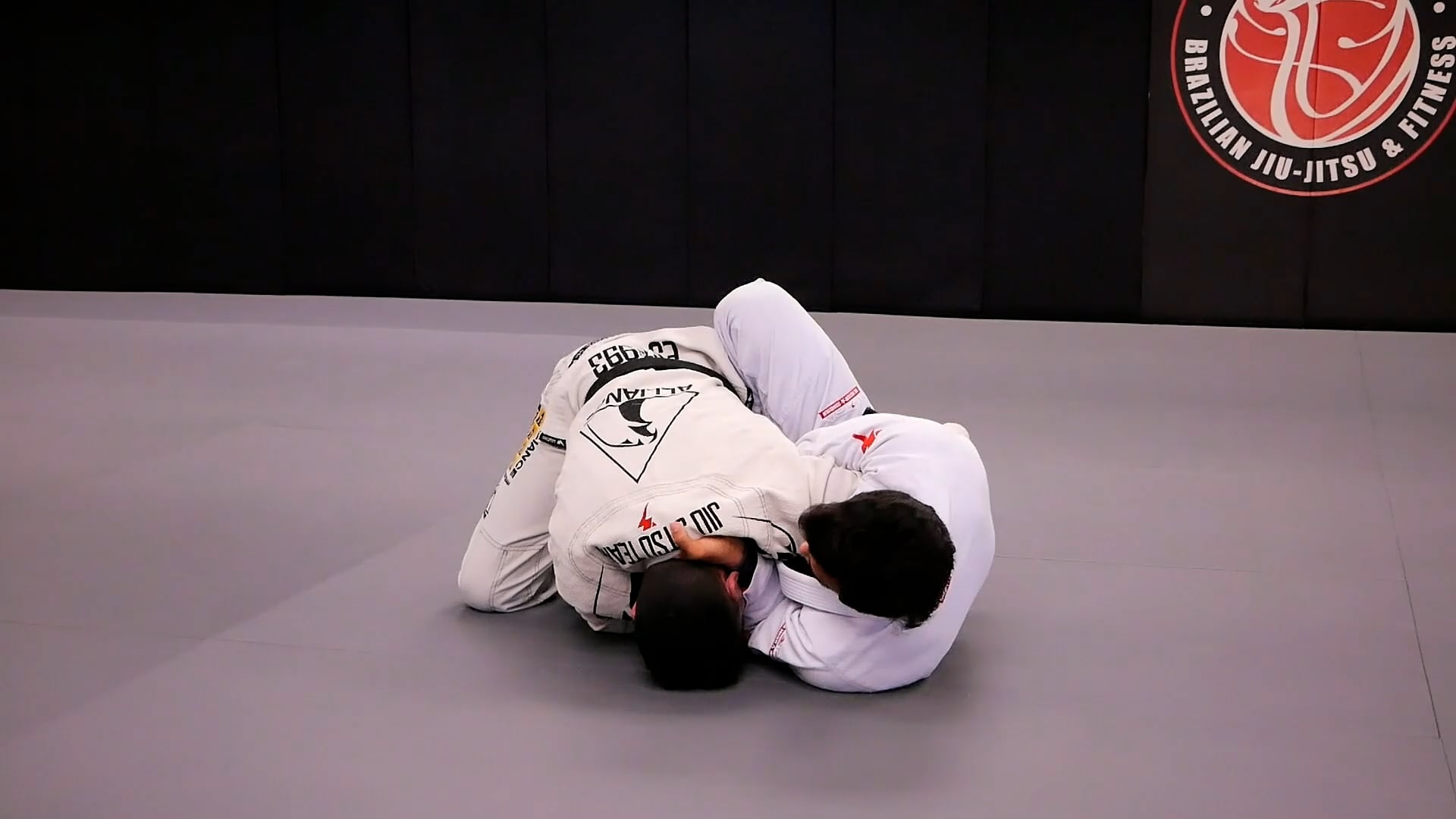 Overhook Crosschoke from Butterfly Sweep
