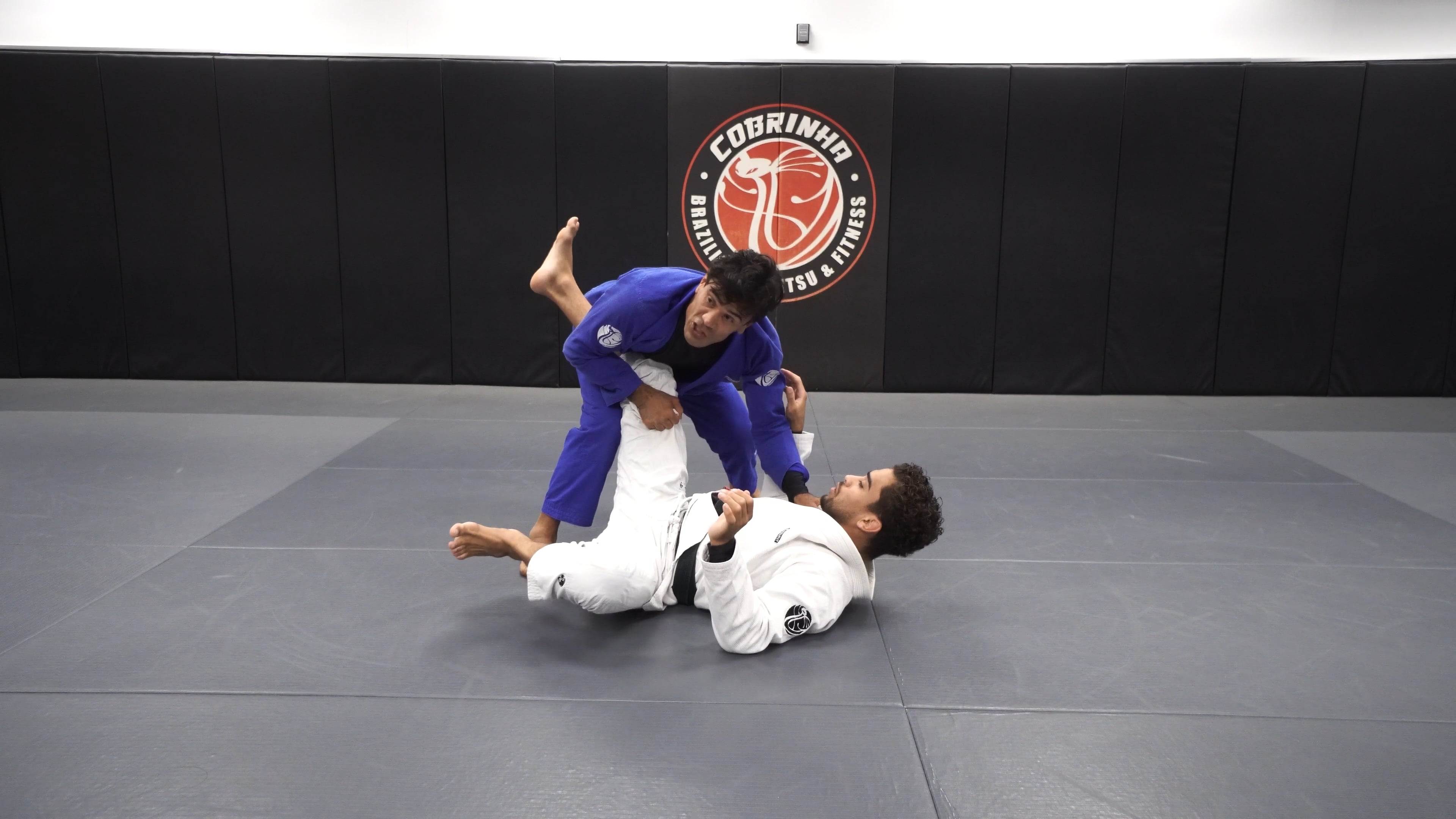 Footwork Passing Combination: 2 Leg Drag Finishes and 2 Thigh Drag Finishes