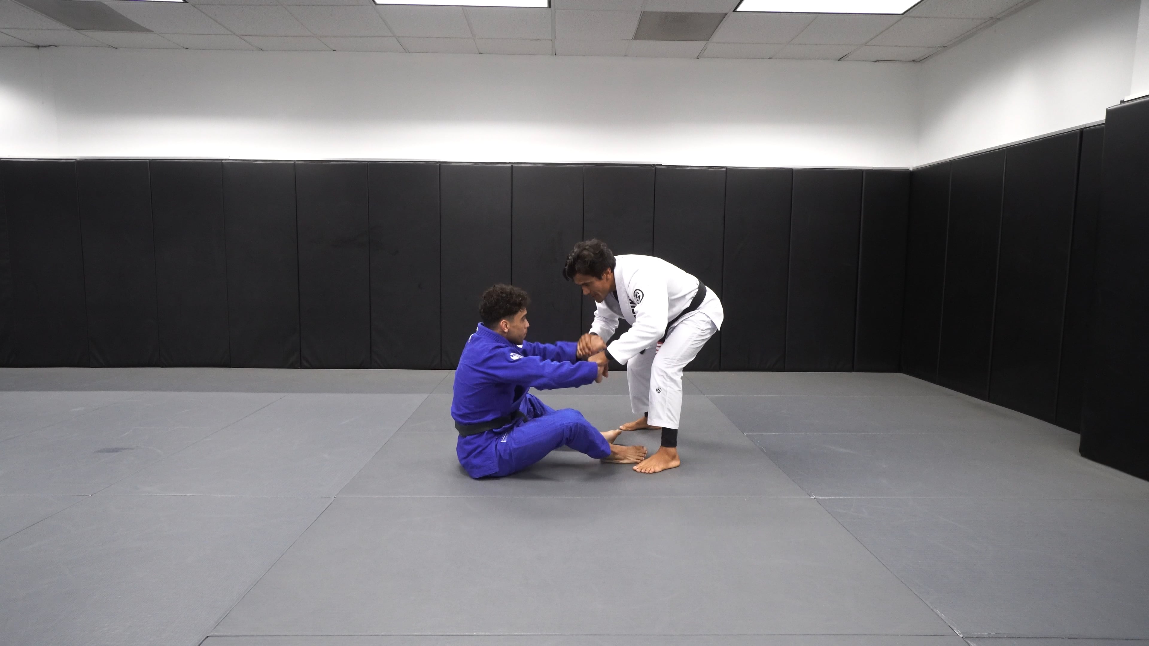 Luxury Grip Passing Sequence 1