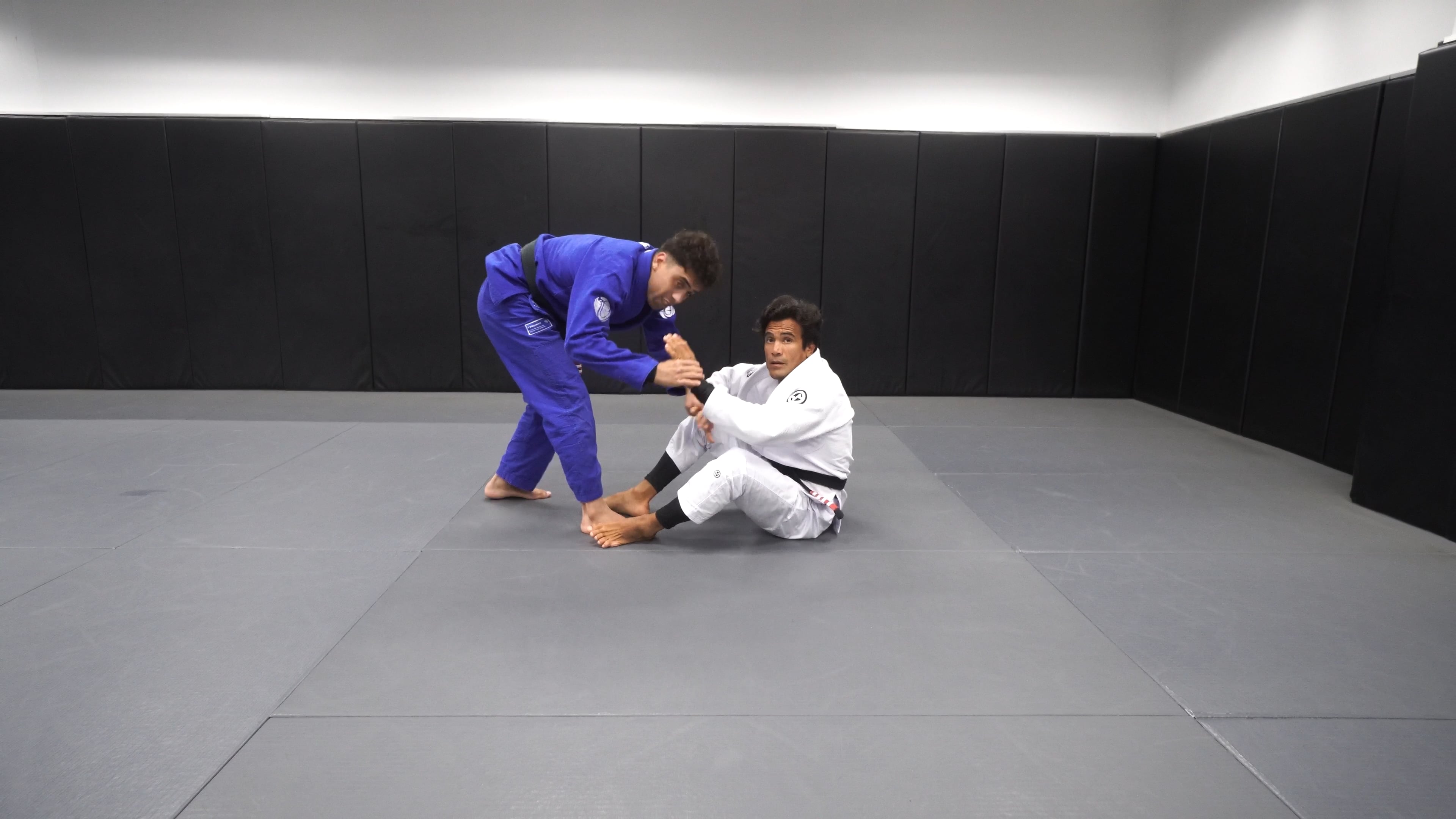 Luxury Grip Passing Sequence 3