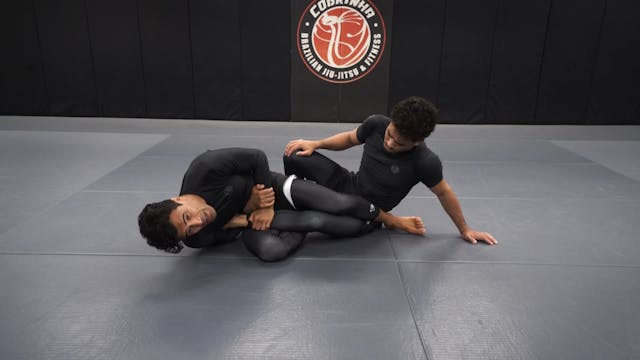 Shoulder Crunch Set Up to the Footlock