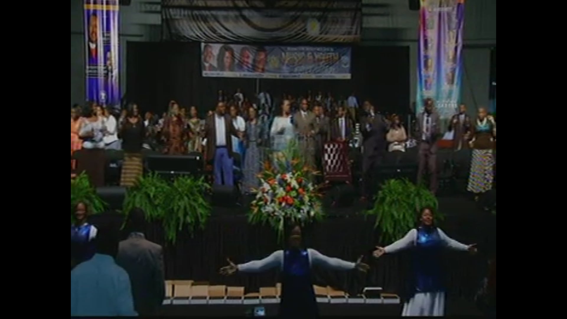 COGIC AIM 2016 Music & Youth Tuesday Noonday Worship Part 2 Dr. Kimberly Ray