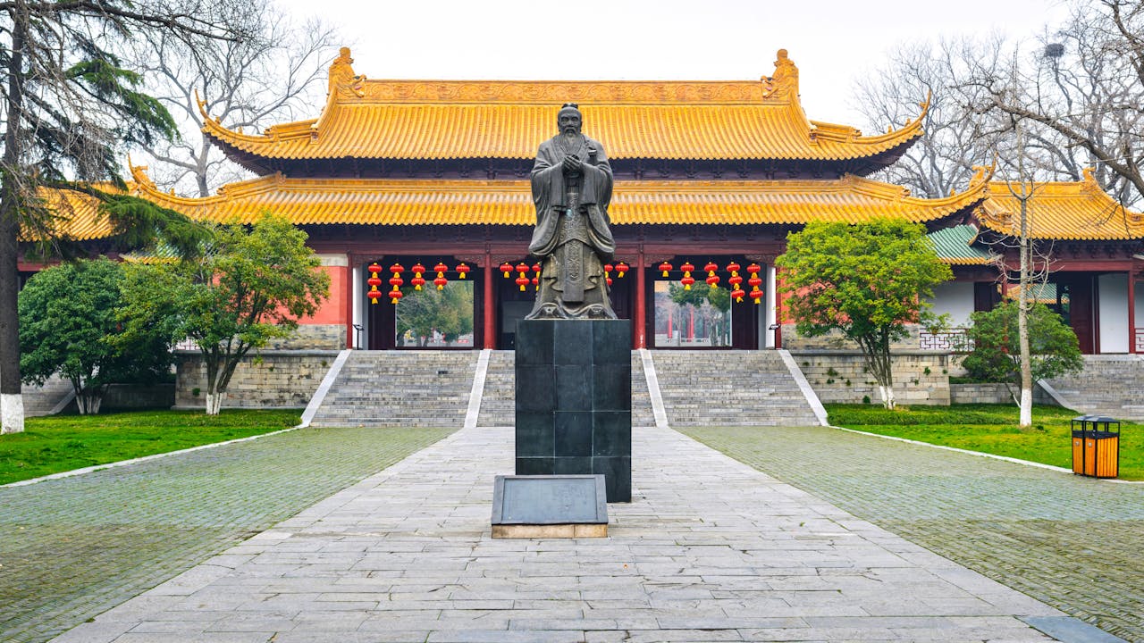 S2: Episode 4: The Origin of ‘Cuisine’