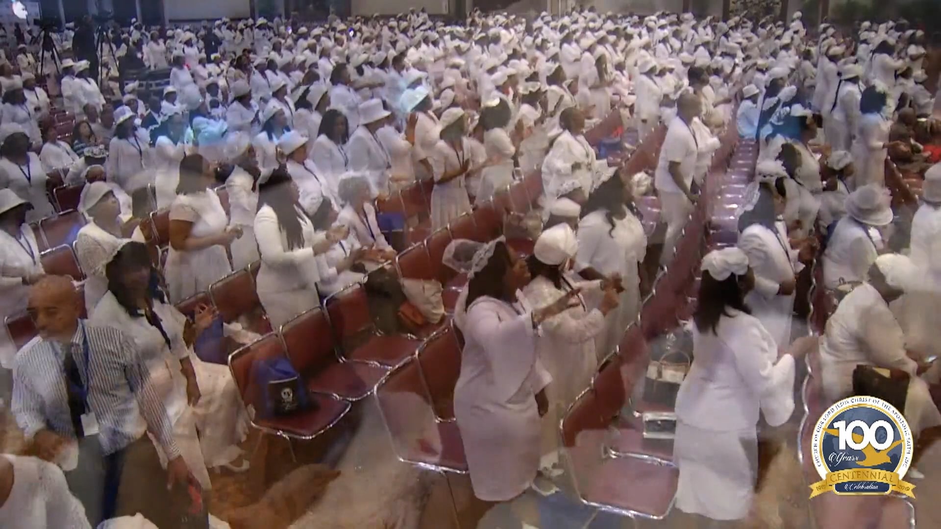 5000 Women In White Recast