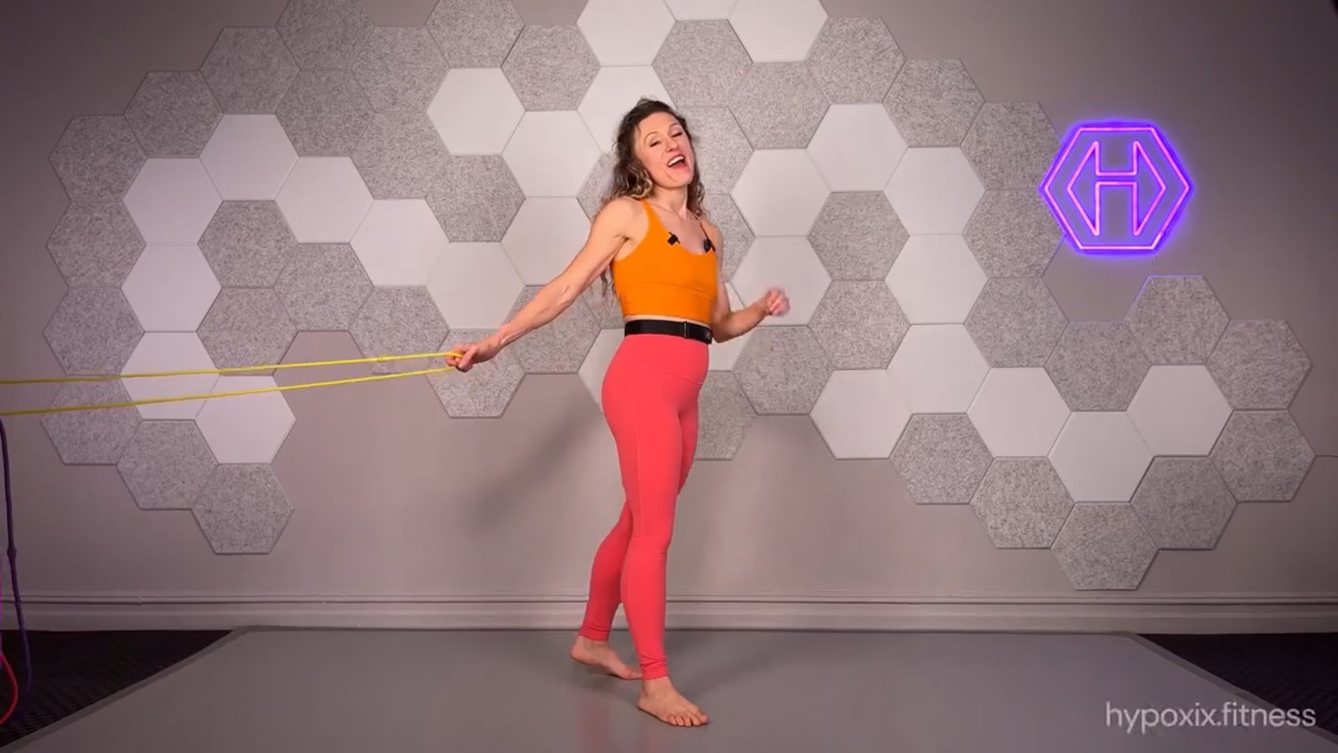 4.3 STANDING SPLIT PUSH