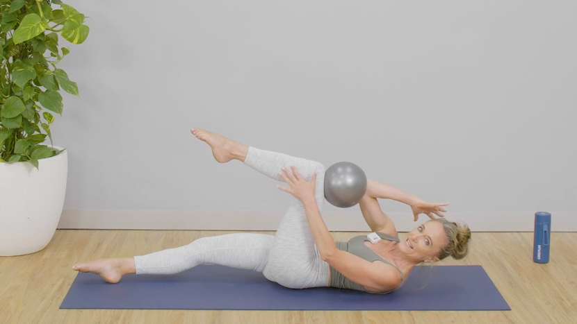 Pilates Core: Balance with Carnie