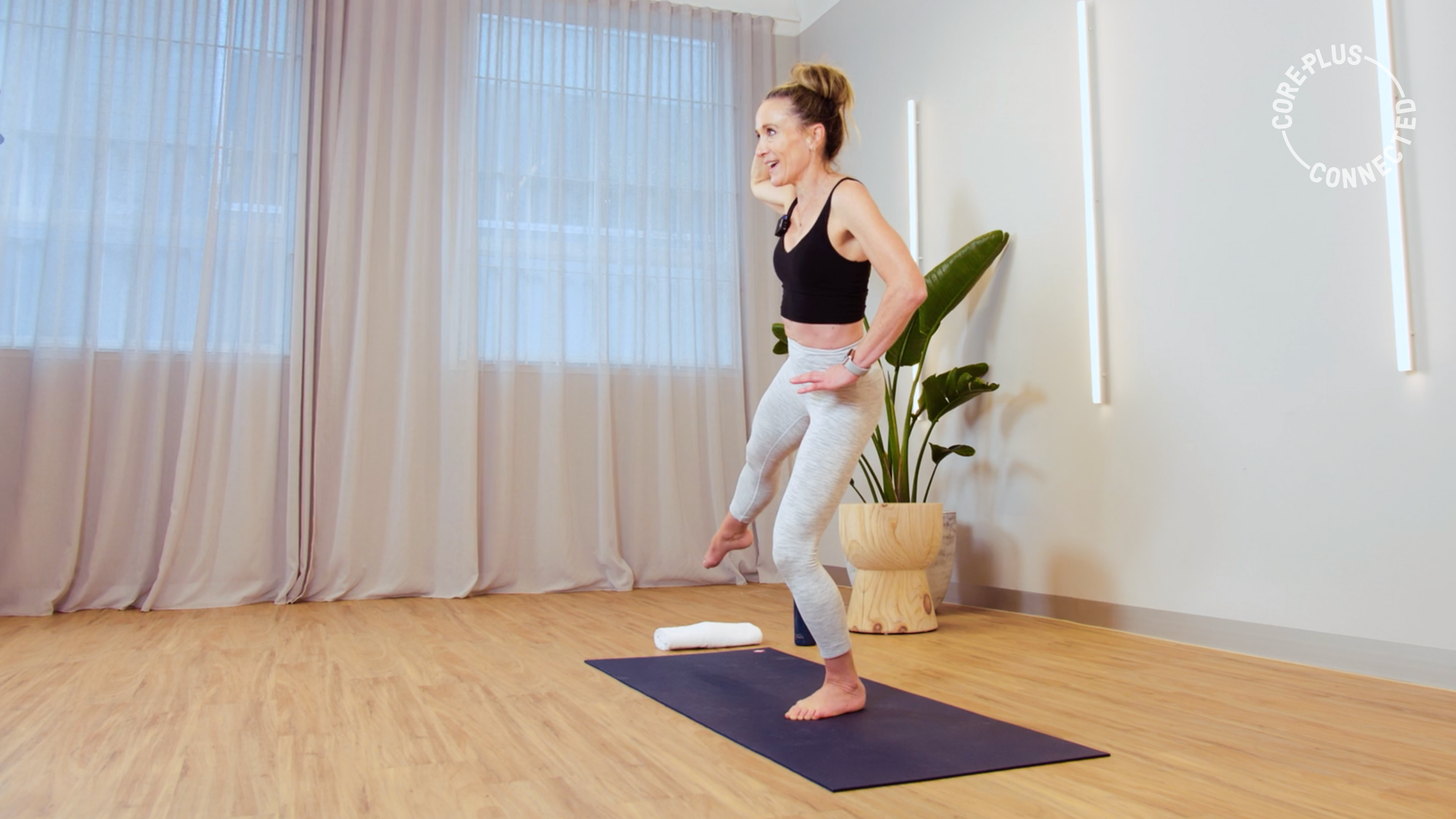 Cardio Club Dance - Lower Body with Carnie